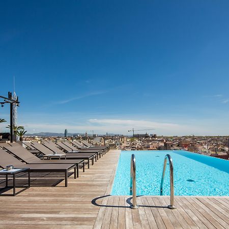 Grand Hotel Central, Small Luxury Hotels Barcelona Exterior foto Rooftop pool at Hotel W Barcelona