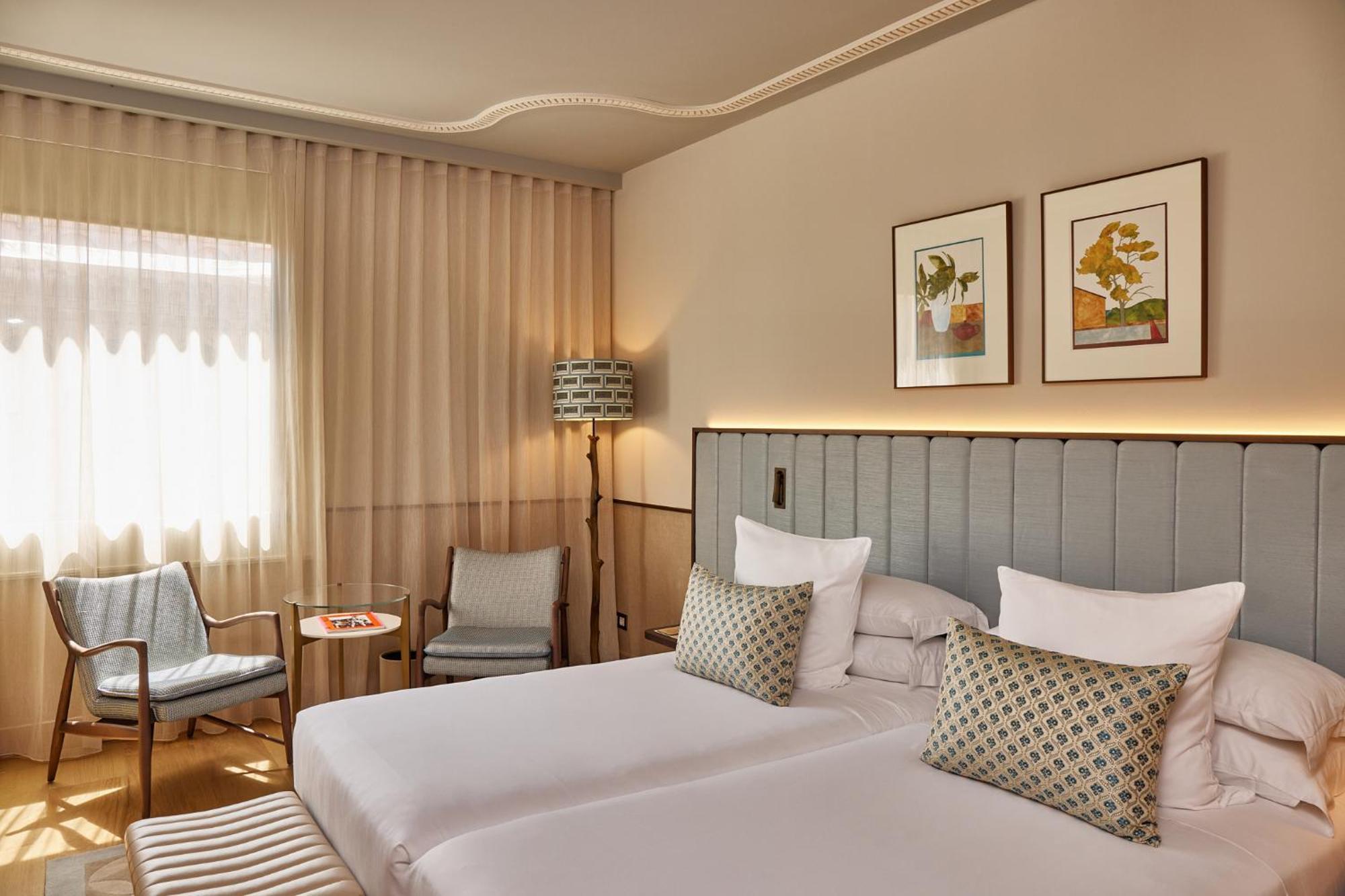 Grand Hotel Central, Small Luxury Hotels Barcelona Exterior foto A room at the hotel