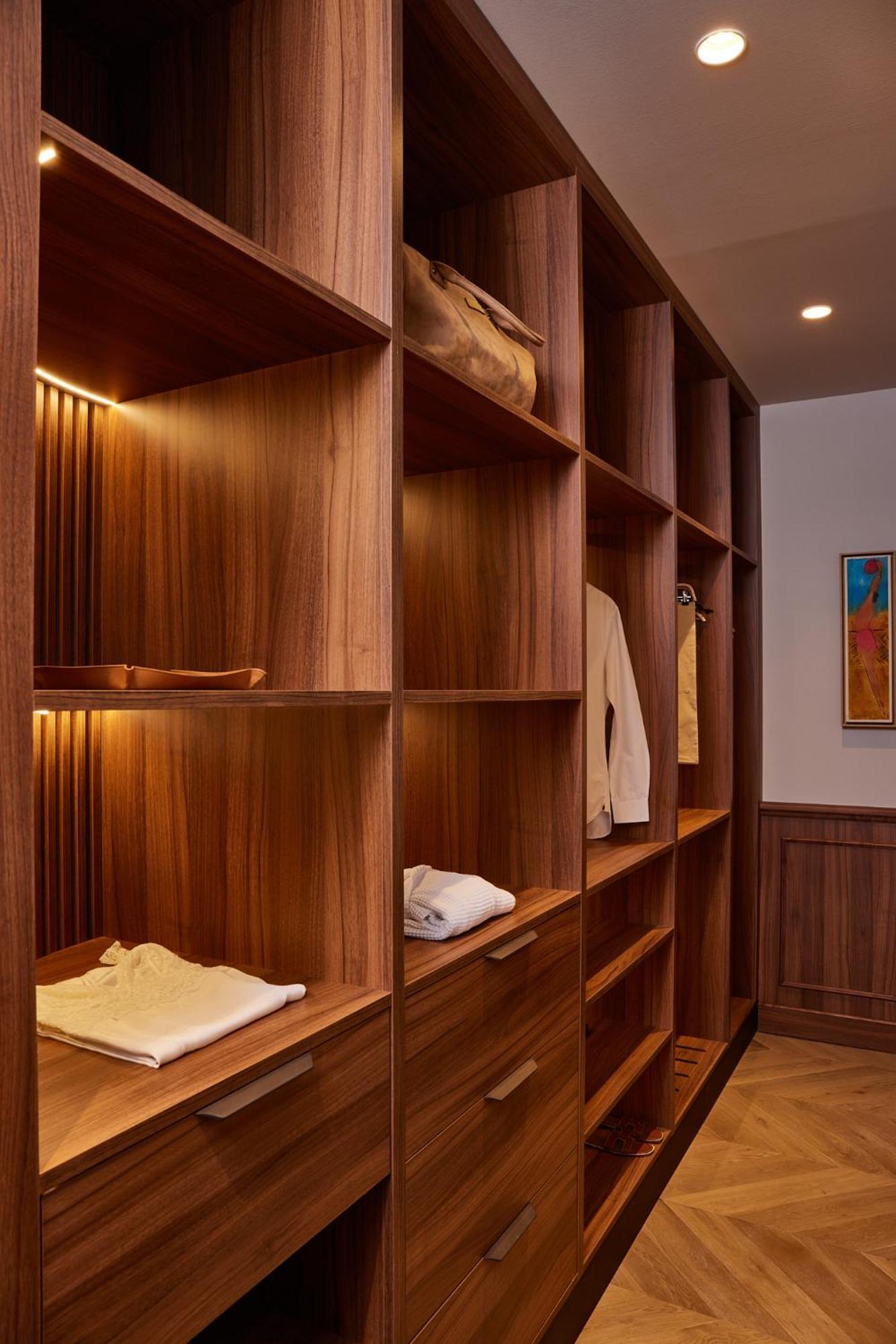 Grand Hotel Central, Small Luxury Hotels Barcelona Exterior foto A walk-in wardrobe