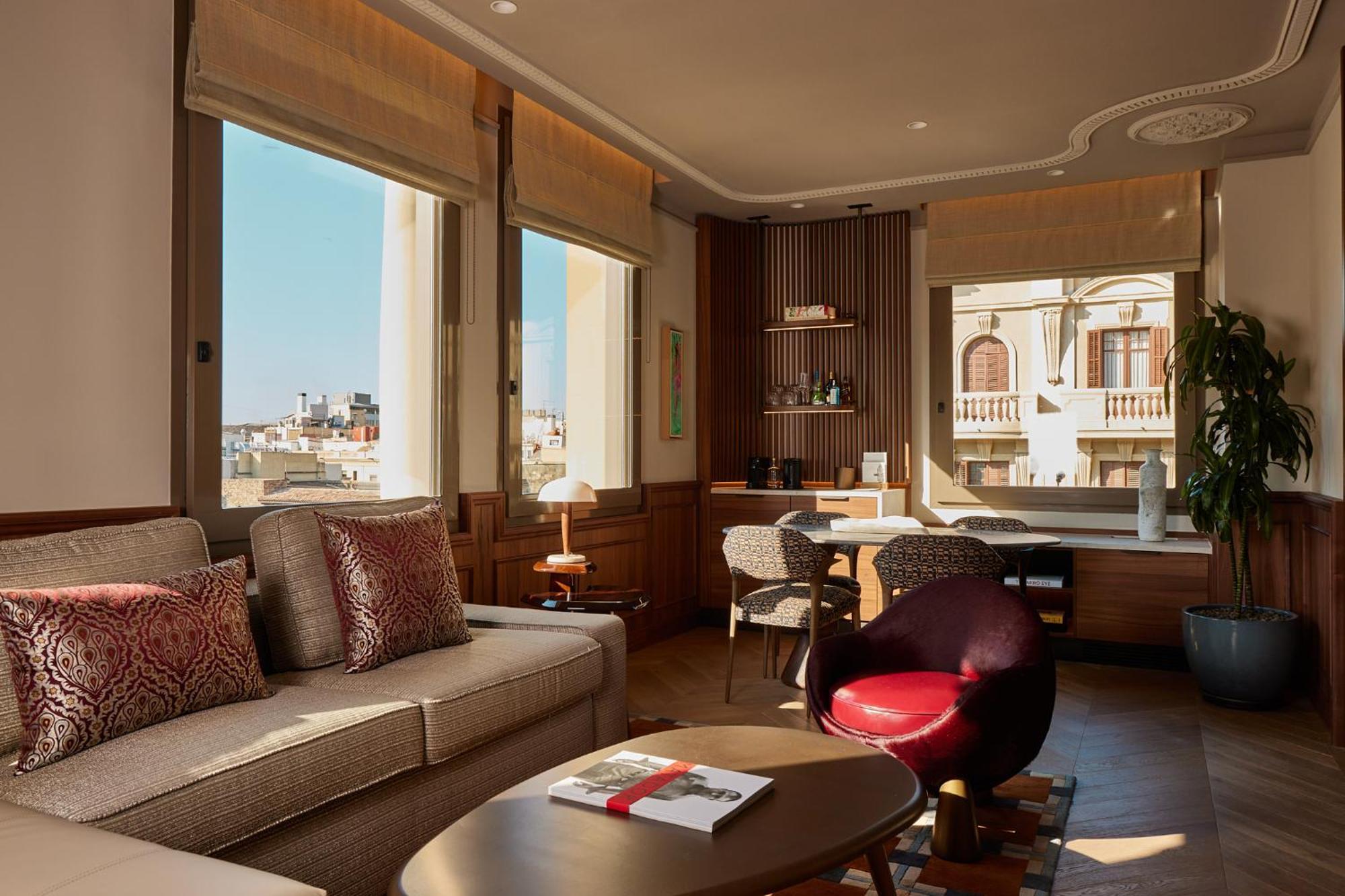 Grand Hotel Central, Small Luxury Hotels Barcelona Exterior foto A suite at the hotel