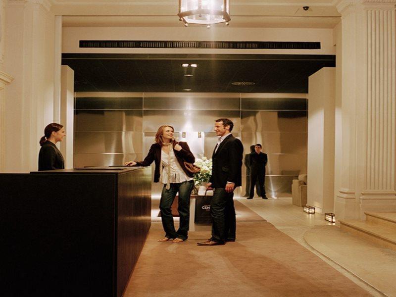Grand Hotel Central, Small Luxury Hotels Barcelona Interior foto The lobby of the Mandarin Oriental, Munich